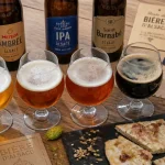 biere alsace : dégustation en verres, tarte flambée et houblon