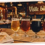 Dégustation bière boulogne : verres artisanaux sur table
